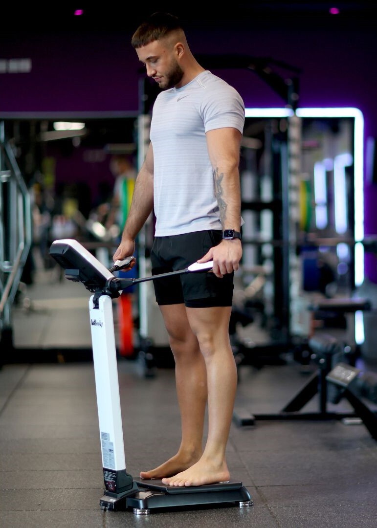 Person using InBody scan
